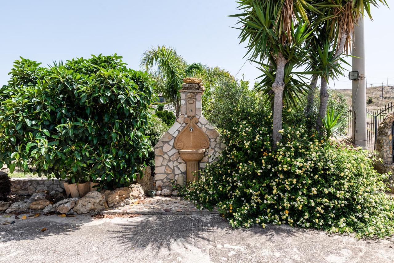 Villa Tre 'S' Montallegro Bagian luar foto